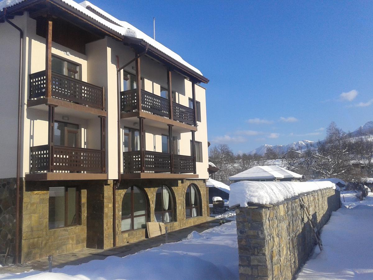Family Hotel Balkana Apriłci Zewnętrze zdjęcie